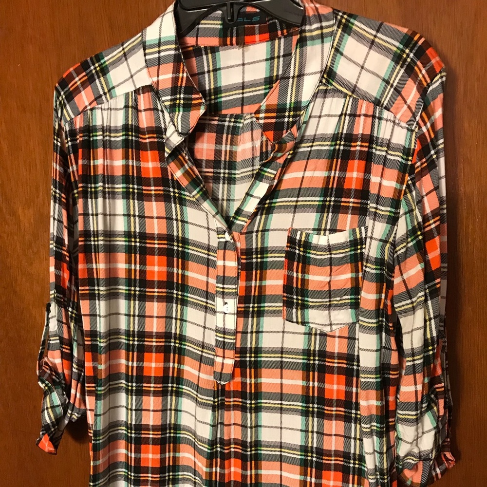 Button front top